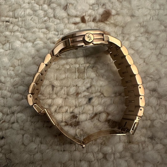 Michael Kors Runway Rose Gold MK7065 Watch with Box - Picture 3 of 7